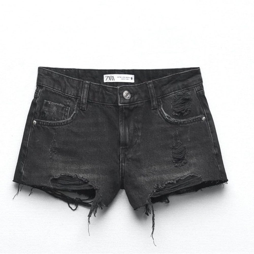 ZARA Black Distressed Women Shorts NWT!